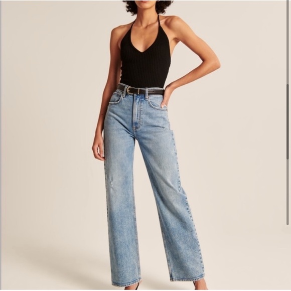 Abercrombie & Fitch Elevated Ribbed Halter Bodysuit - Picture 3 of 10